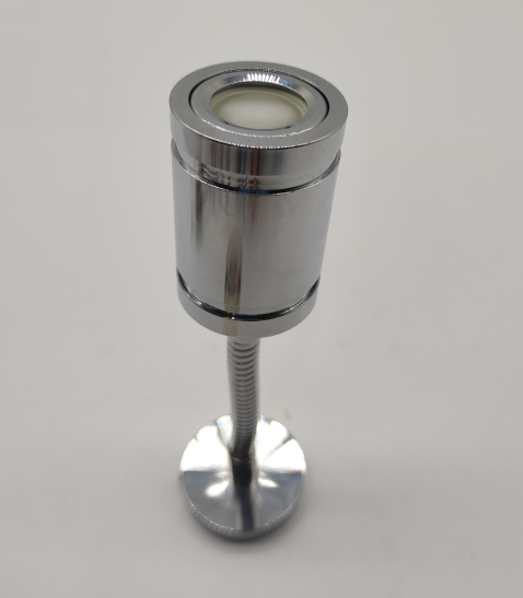 Varför är billjus nödvändigt för säker nattkörning?